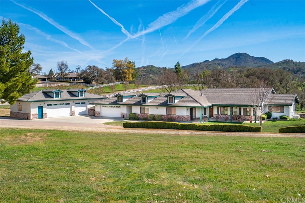 9420 Windmill Road Paso Robles, CA 93446 - Photo 1 of 28