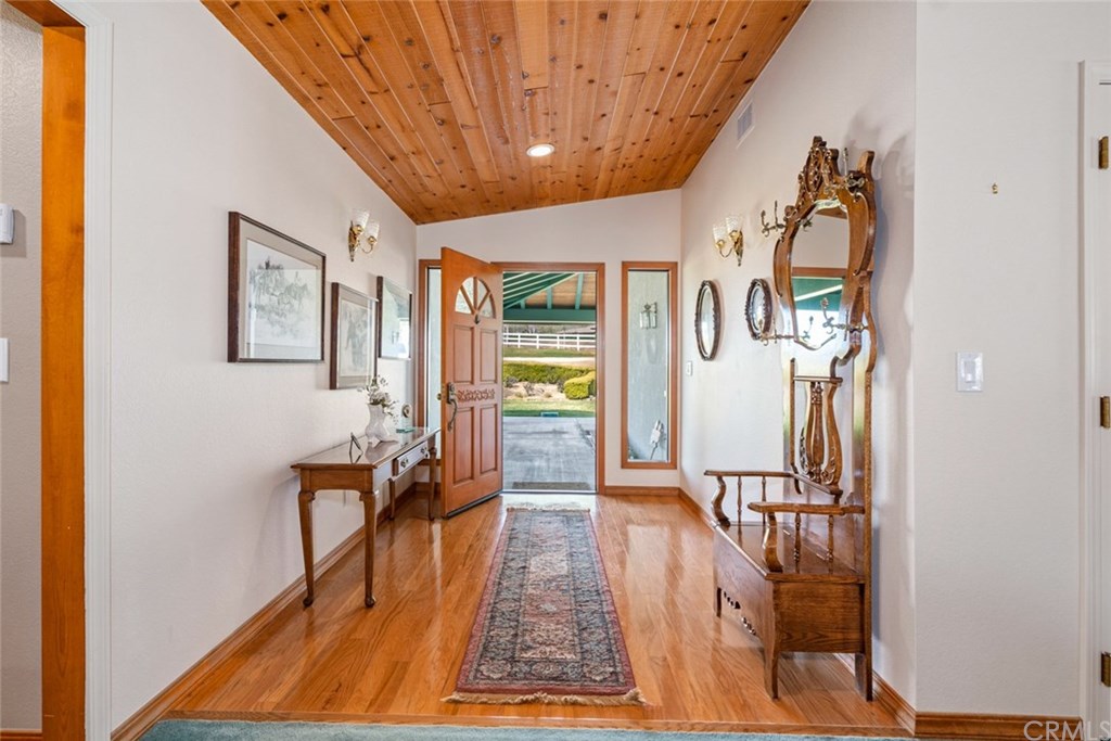 9420 Windmill Road Paso Robles, CA 93446 - Photo 5 of 28