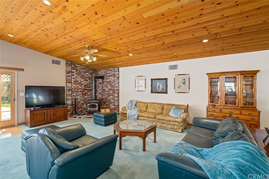 9420 Windmill Road Paso Robles, CA 93446 - Photo 6 of 28