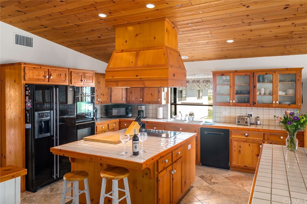 9420 Windmill Road Paso Robles, CA 93446 - Photo 10 of 28