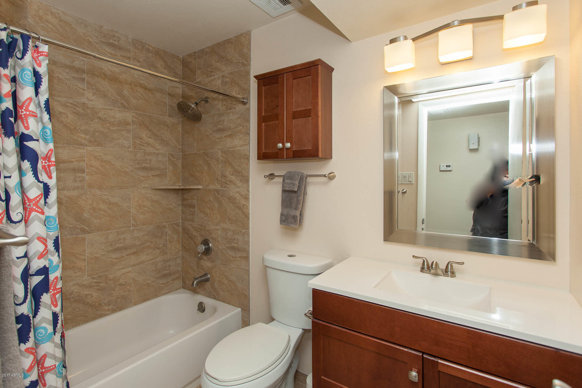 1079 East Carson Drive Tempe, AZ 85282 - Photo 11 of 18 Bath 2