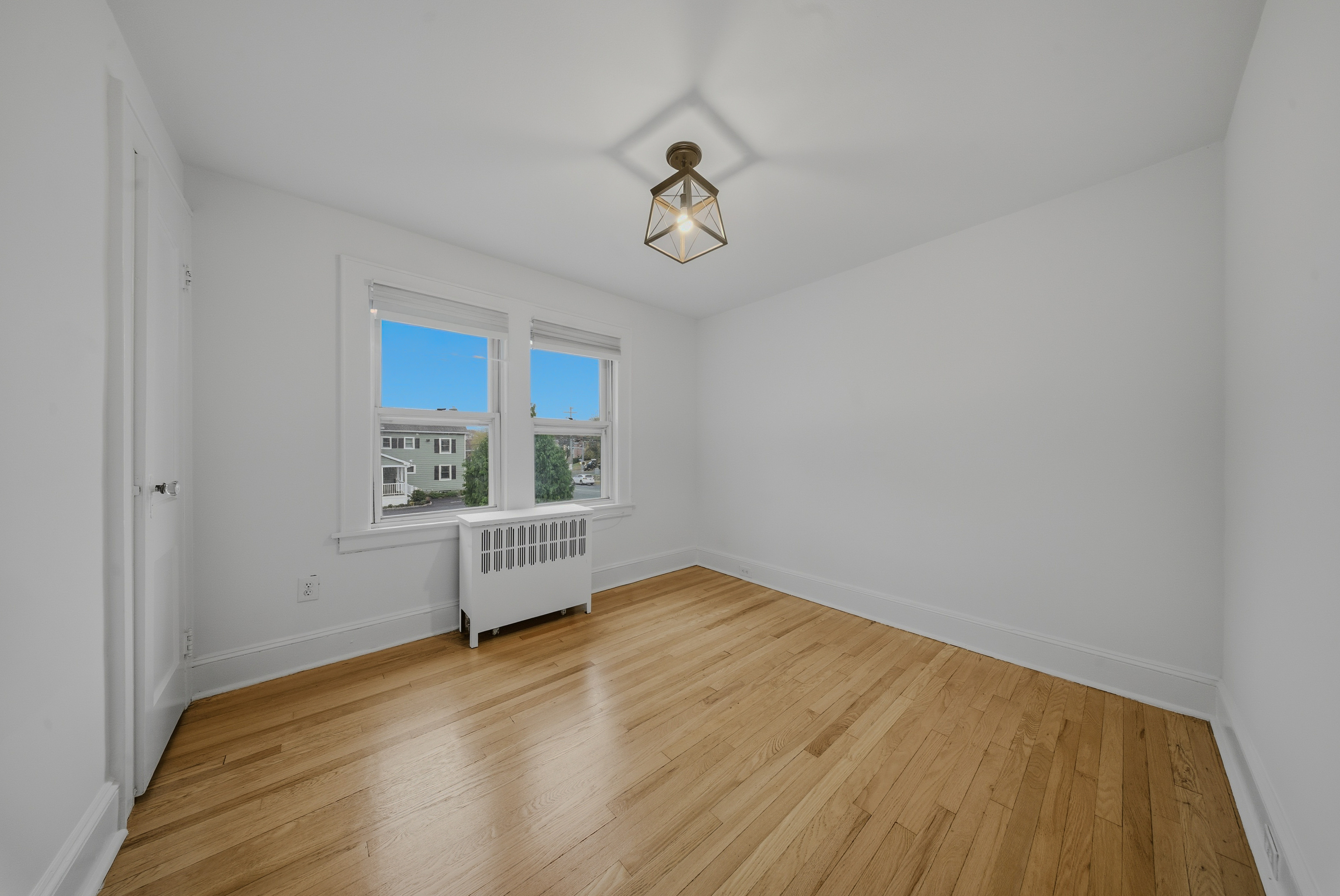 1275 Capitol Avenue Bridgeport, CT 06606 - Photo 27 of 40