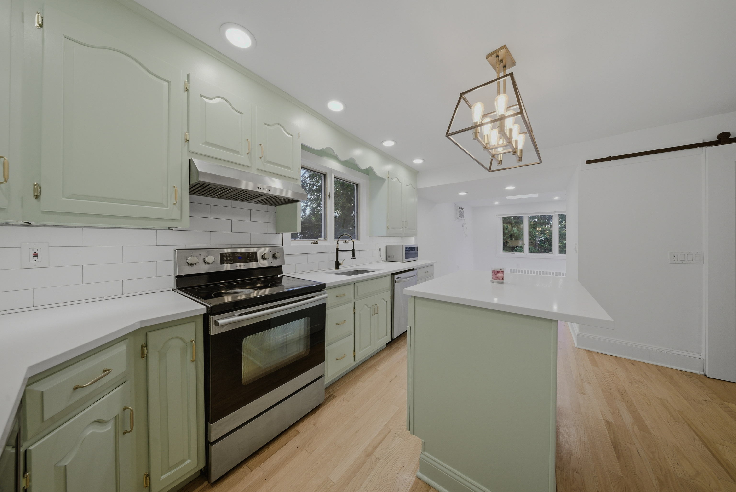 1275 Capitol Avenue Bridgeport, CT 06606 - Photo 10 of 40