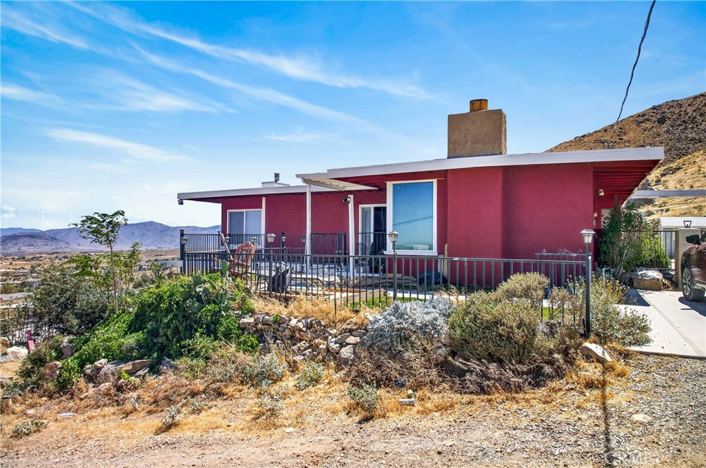 8929 Central Road Apple Valley, CA 92308 - Photo 37 of 43