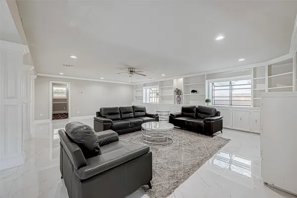 $649,786 | 3102 Glenn Lakes Lane, Missouri City, TX 77459