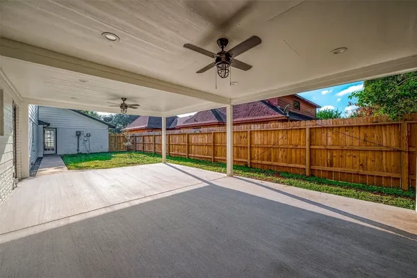 $649,786 | 3102 Glenn Lakes Lane, Missouri City, TX 77459