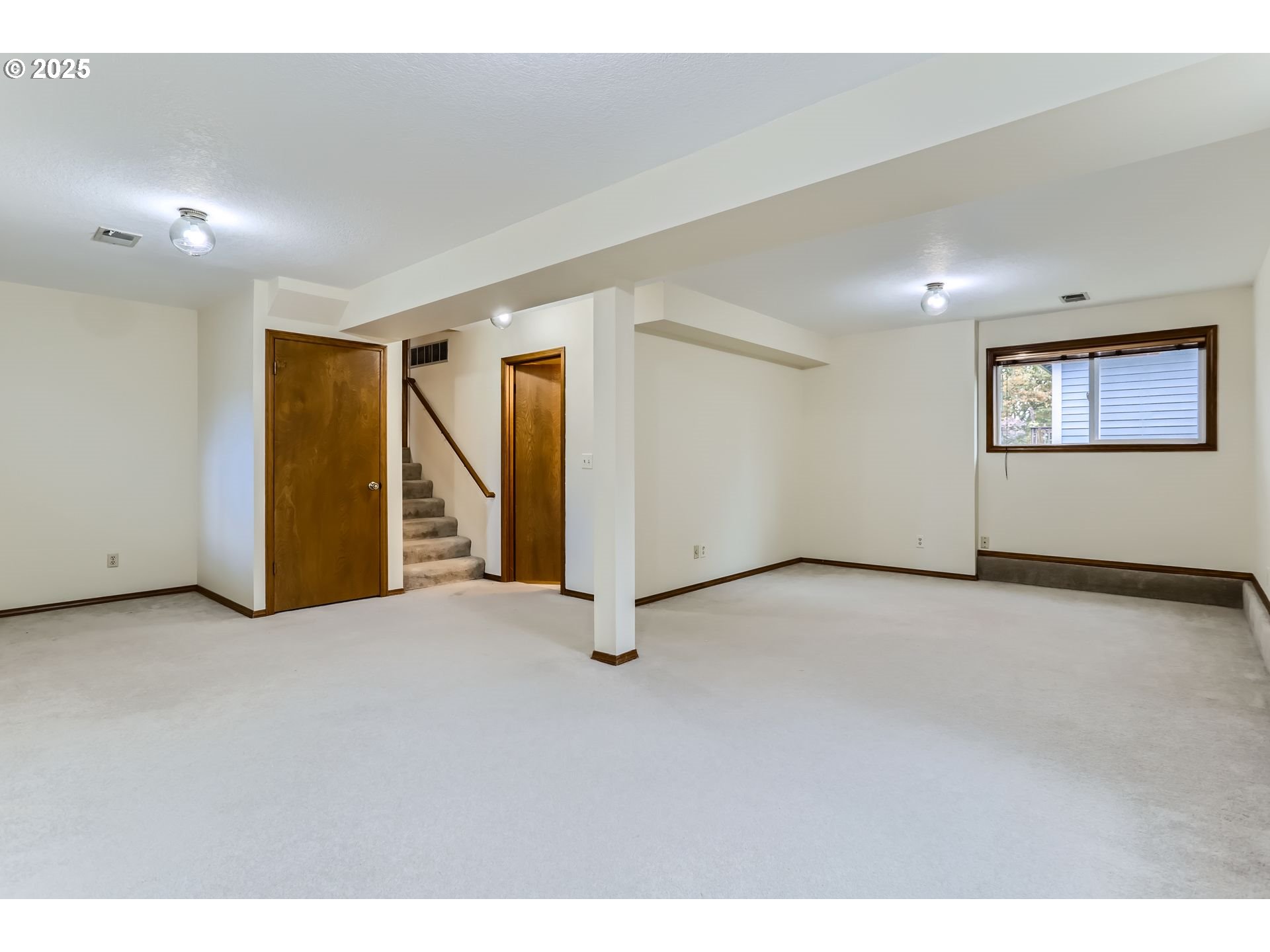 6518 Southwest 35th Avenue Portland, OR 97221 - Photo 19 of 36 a view of an empty room