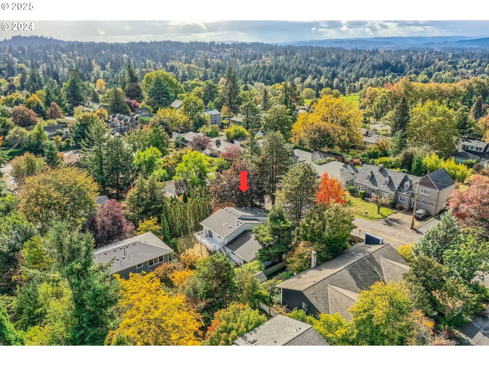 6518 Southwest 35th Avenue Portland, OR 97221 - Photo 24 of 36 a view of lake and mountain
