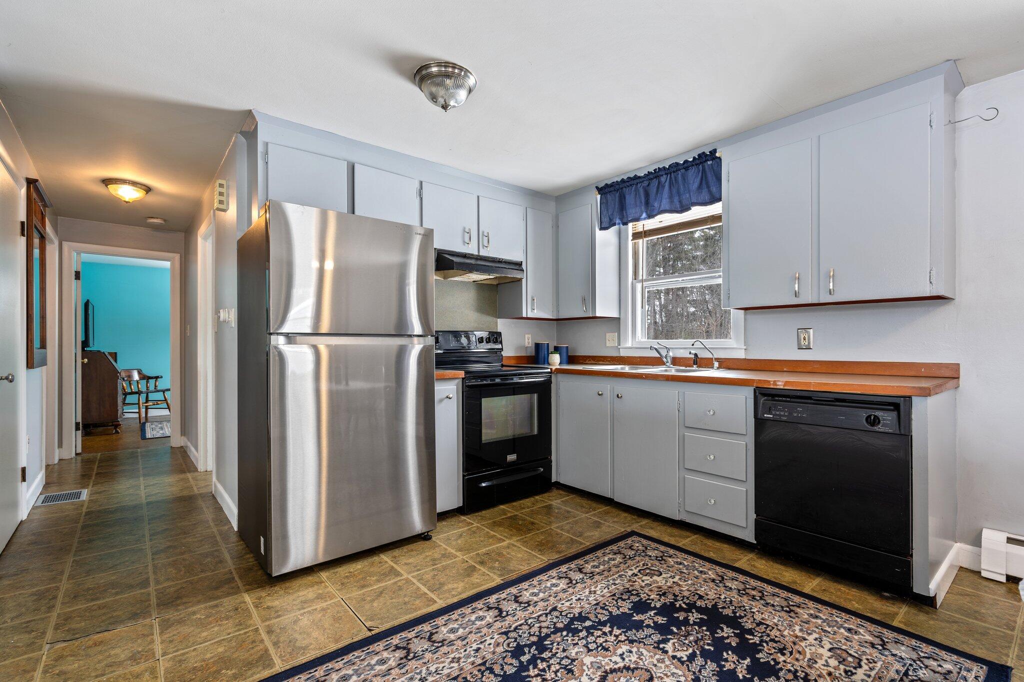 6 Longfellow Road Gorham, ME 04038 - Photo 6 of 23 11-web-or-mls-DSC08531