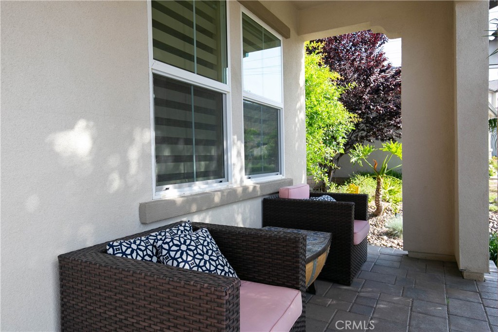 19680 Griffith Drive Saugus, CA 91350 - Photo 11 of 49 a living room with a large window