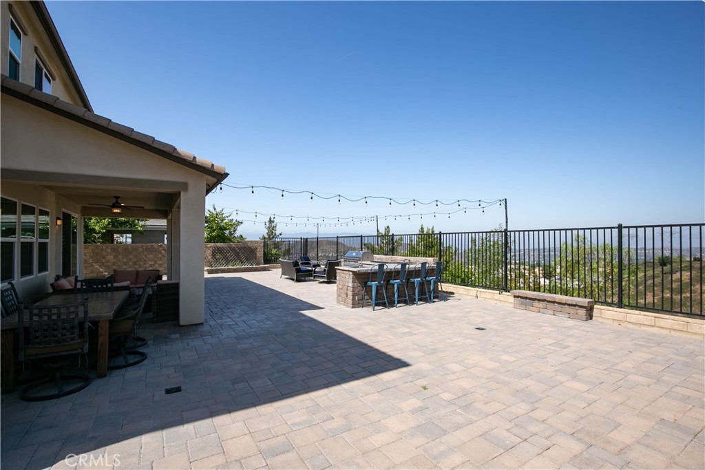 19680 Griffith Drive Saugus, CA 91350 - Photo 21 of 49 a view of a terrace with seating space