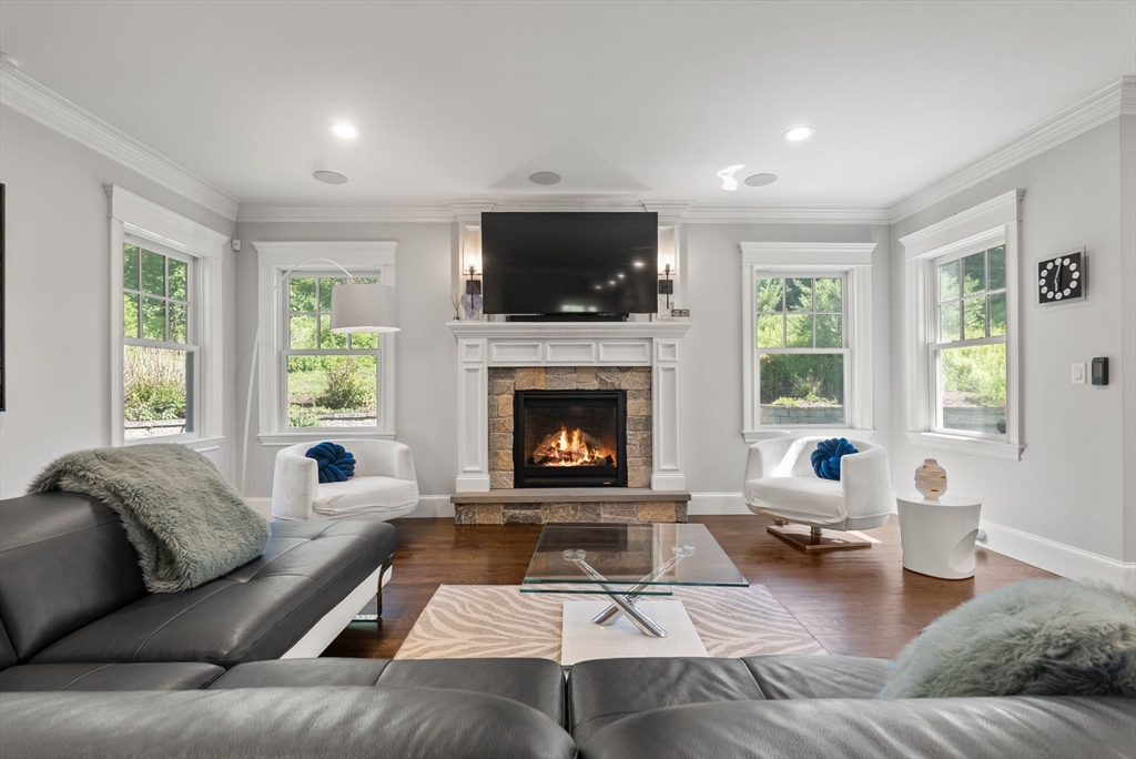 52 Goodman's Hill Road Sudbury, MA 01776 - Photo 12 of 41