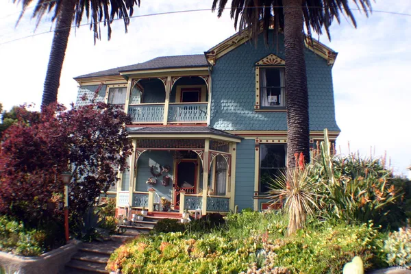 $1,365,000 | 518 Galland Street, Petaluma, CA 94952