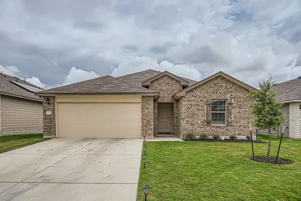 front view of house with a yard