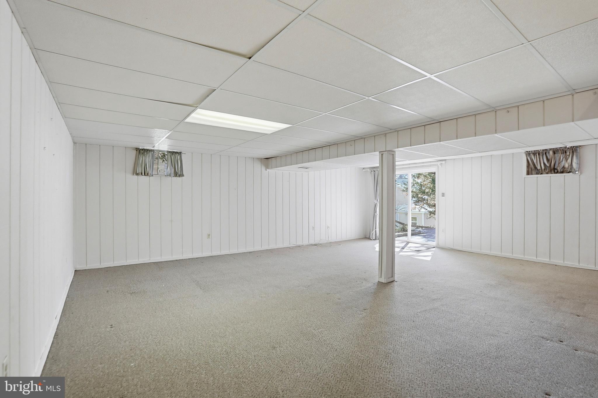 9202 Rockefeller Lane Springfield, VA 22153 - Photo 3 of 38 a view of empty room
