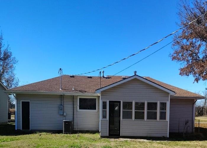 2300 Sunset Avenue Baxter Springs, KS 66713 - Photo 2 of 20