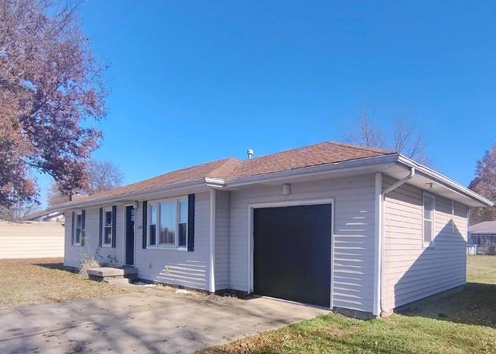 2300 Sunset Avenue Baxter Springs, KS 66713 - Photo 4 of 20