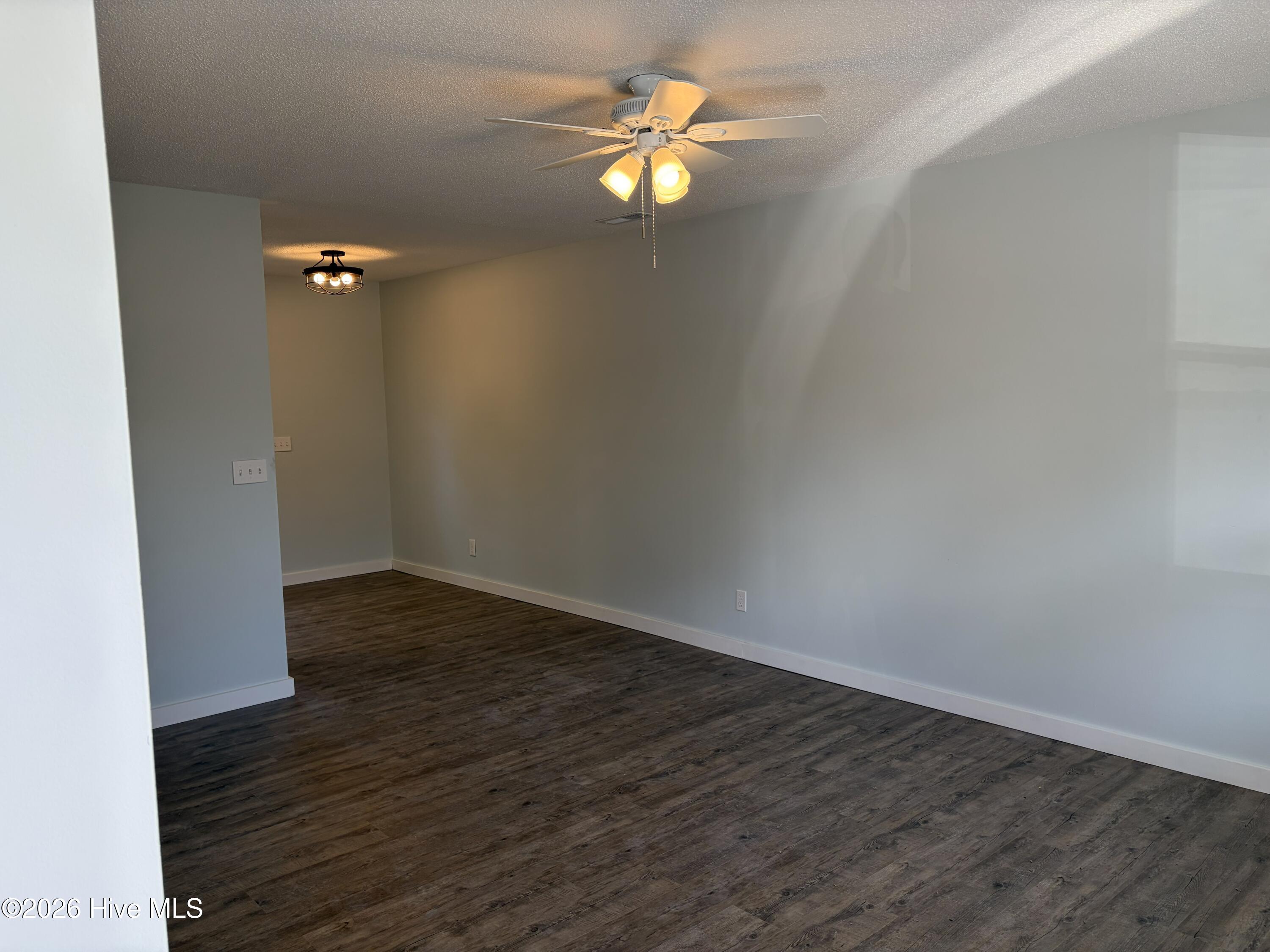 412 Horn Road Wilmington, NC 28412 - Photo 2 of 21 IMG_0231