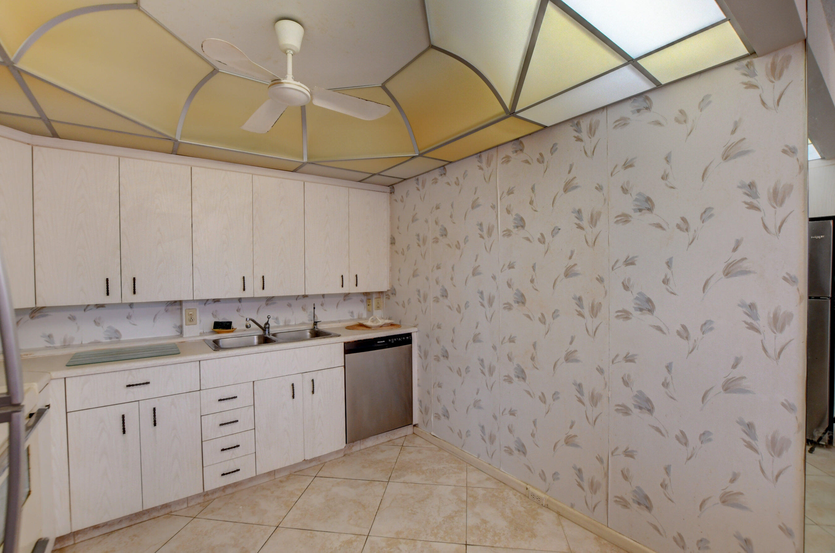 2014 Hythe A Boca Raton, FL 33434 - Photo 9 of 51 EBF_7378And4more