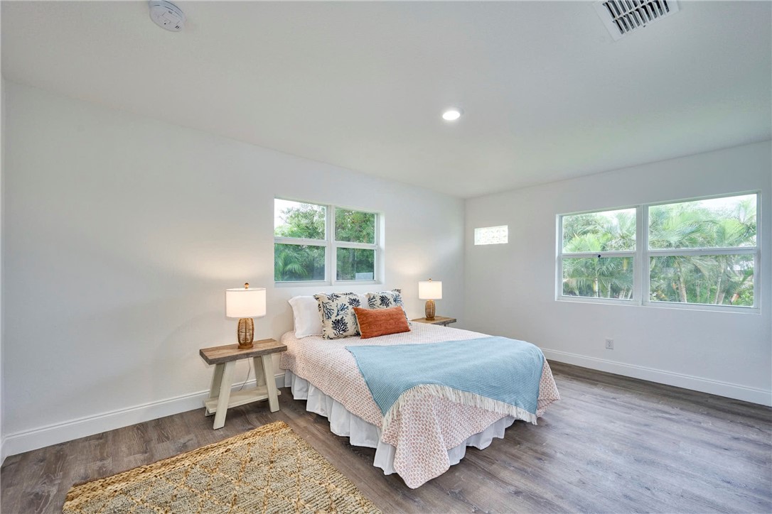 8045 142nd Street Sebastian, FL 32958 - Photo 25 of 36