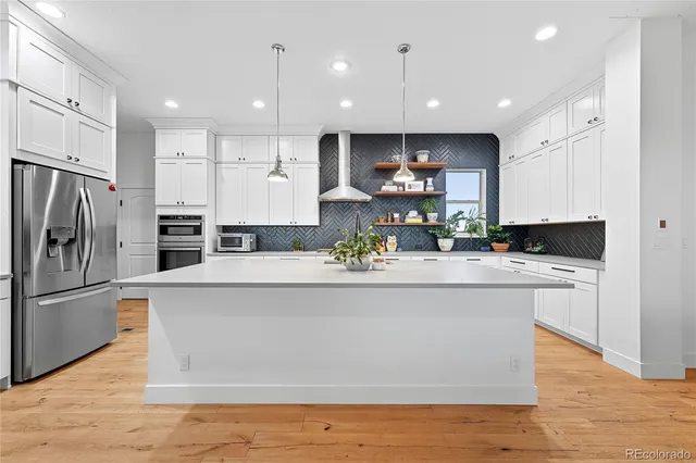$1,275,000 | 18422 West 95th Place, Arvada, CO 80007