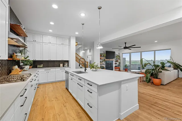 $1,275,000 | 18422 West 95th Place, Arvada, CO 80007