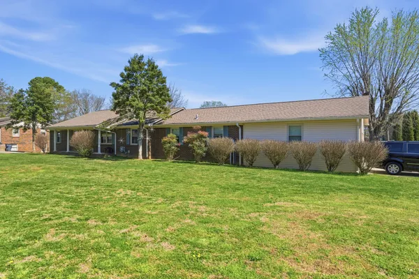 $380,000 | 104 Meadowbrook Drive, McMinnville, TN 37110