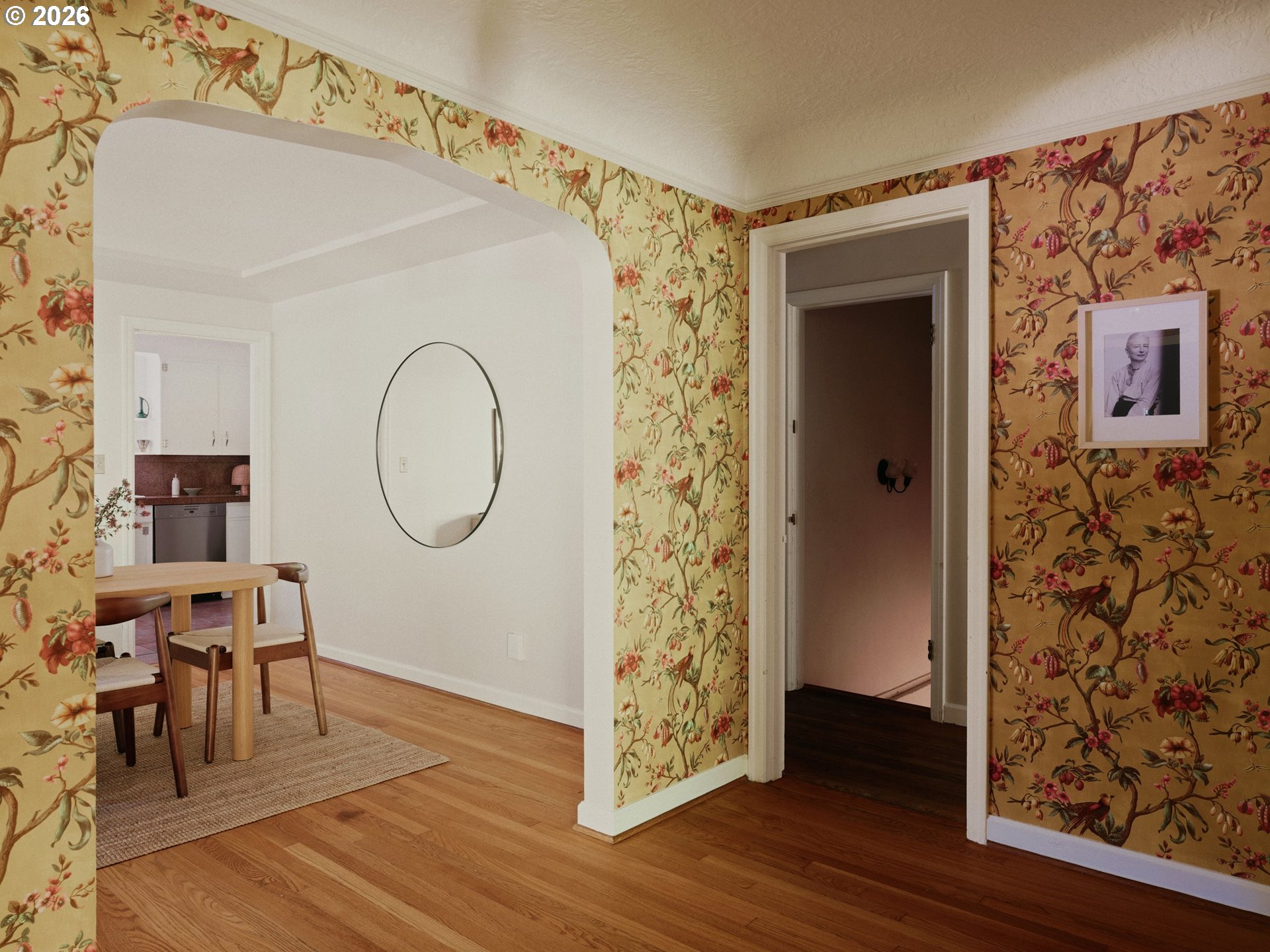 601 Southwest Chestnut Street Portland, OR 97219 - Photo 12 of 31 Dining Room