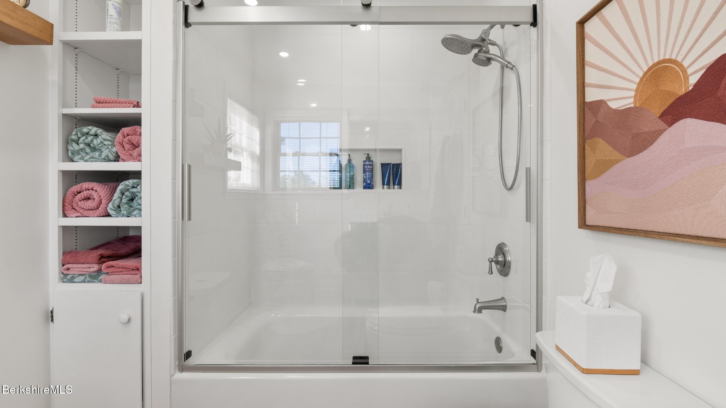 1136 Barker Road, Unit 11 Pittsfield, MA 01201 - Photo 20 of 45 DSC00143LR