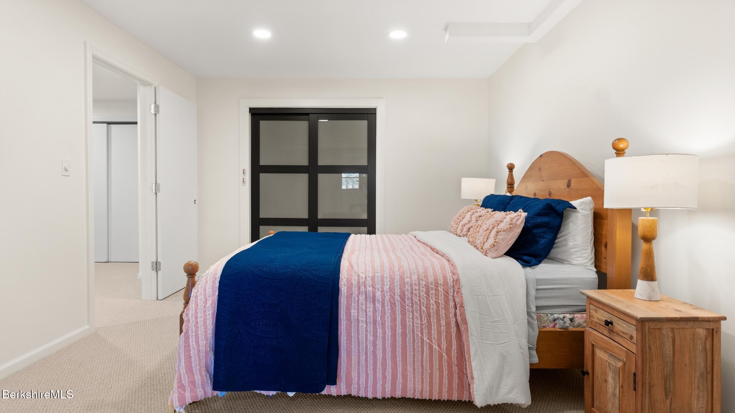 1136 Barker Road, Unit 11 Pittsfield, MA 01201 - Photo 40 of 45 DSC00027LR