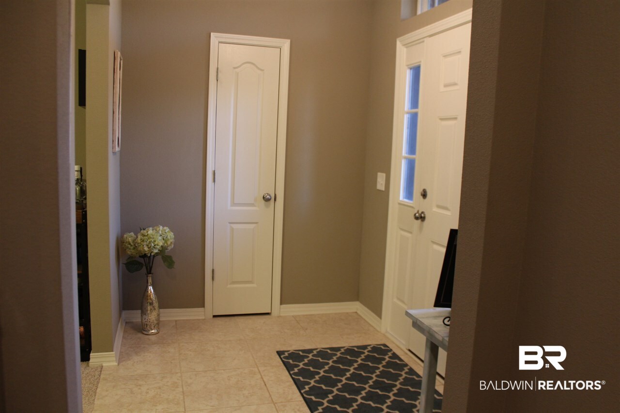 239 Meadow Run Loop East Foley, AL 36535 - Photo 3 of 42 Foyer