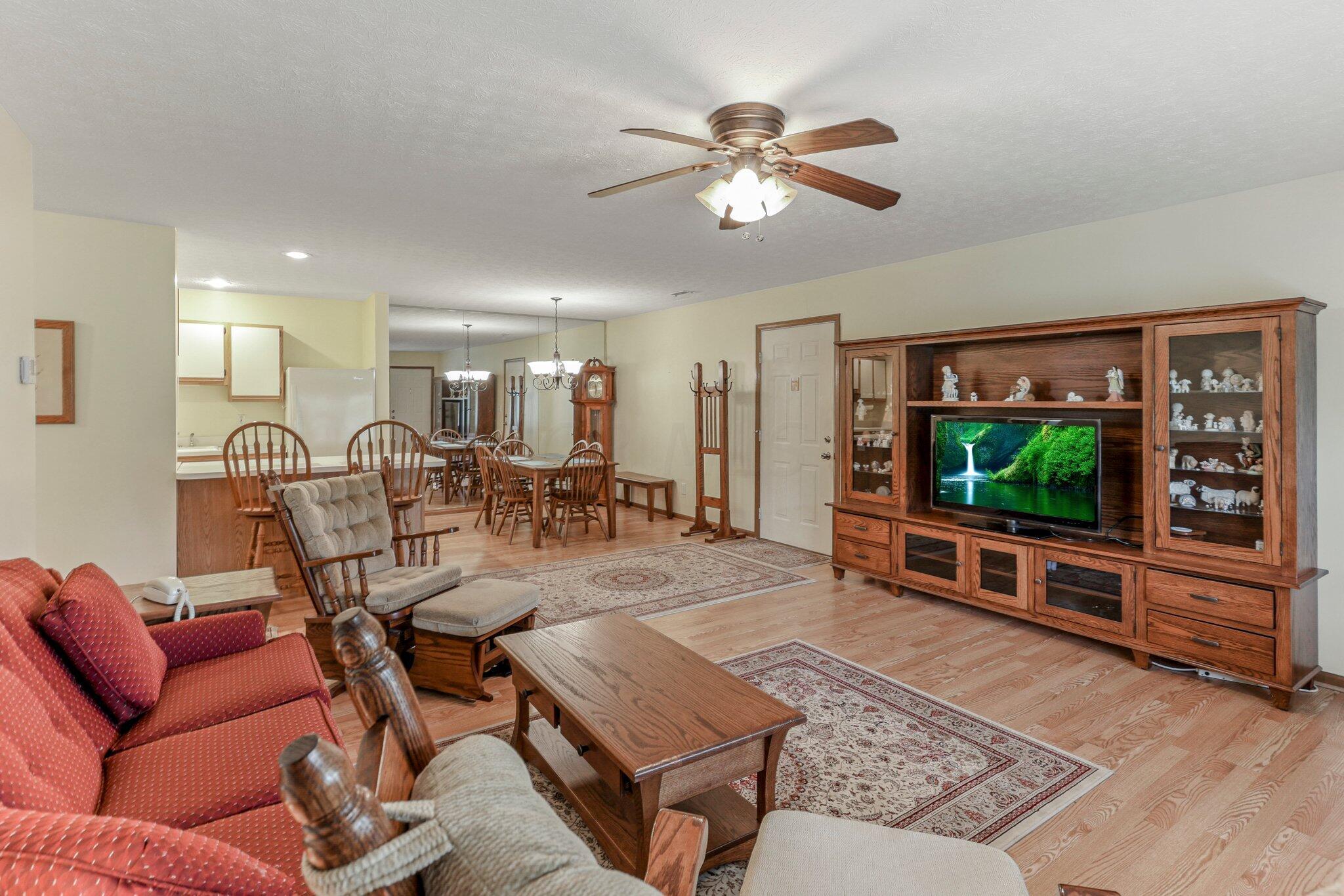 285 Goose Pond Road, Unit D Newark, OH 43055 - Photo 12 of 31 12-web-or-mls-0N4A5058