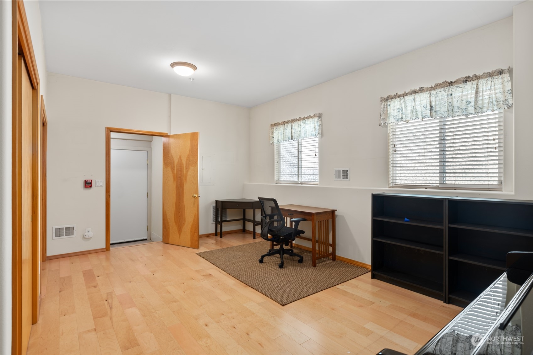2030 Rucker Avenue, Unit 3 Everett, WA 98201 - Photo 27 of 40 a view of a workspace with furniture and a window