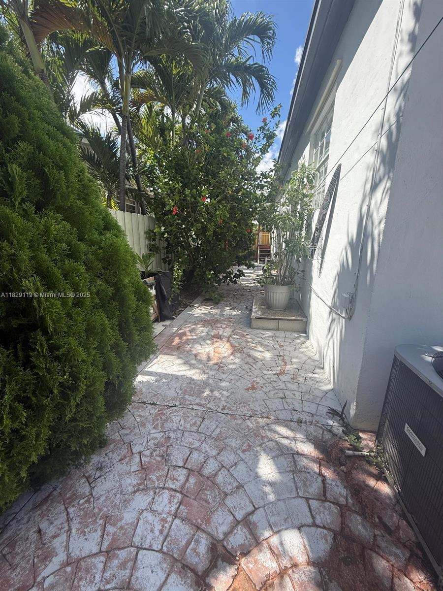 7900 Southwest 21st Terrace Miami, FL 33155 - Photo 15 of 19 a view of yard with green space