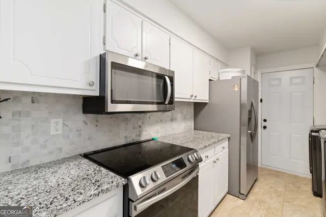 $1,325 | 46 Le Parc Fontaine, Lithonia, GA 30038