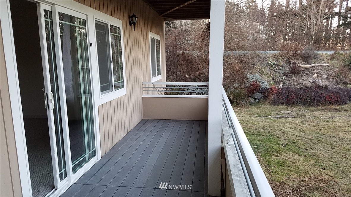 1129 Portage Road Camano Island, WA 98282 - Photo 3 of 24 Gallery Image 3