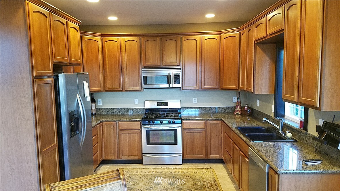 1129 Portage Road Camano Island, WA 98282 - Photo 8 of 24 Gallery Image 8