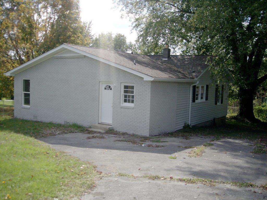 309 Ellison Road Jacksboro, TN 37757 - Photo 1 of 11 PICT9104 (1)