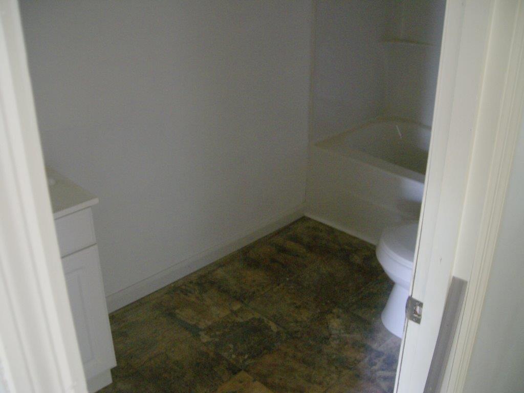 309 Ellison Road Jacksboro, TN 37757 - Photo 8 of 11 PICT9098