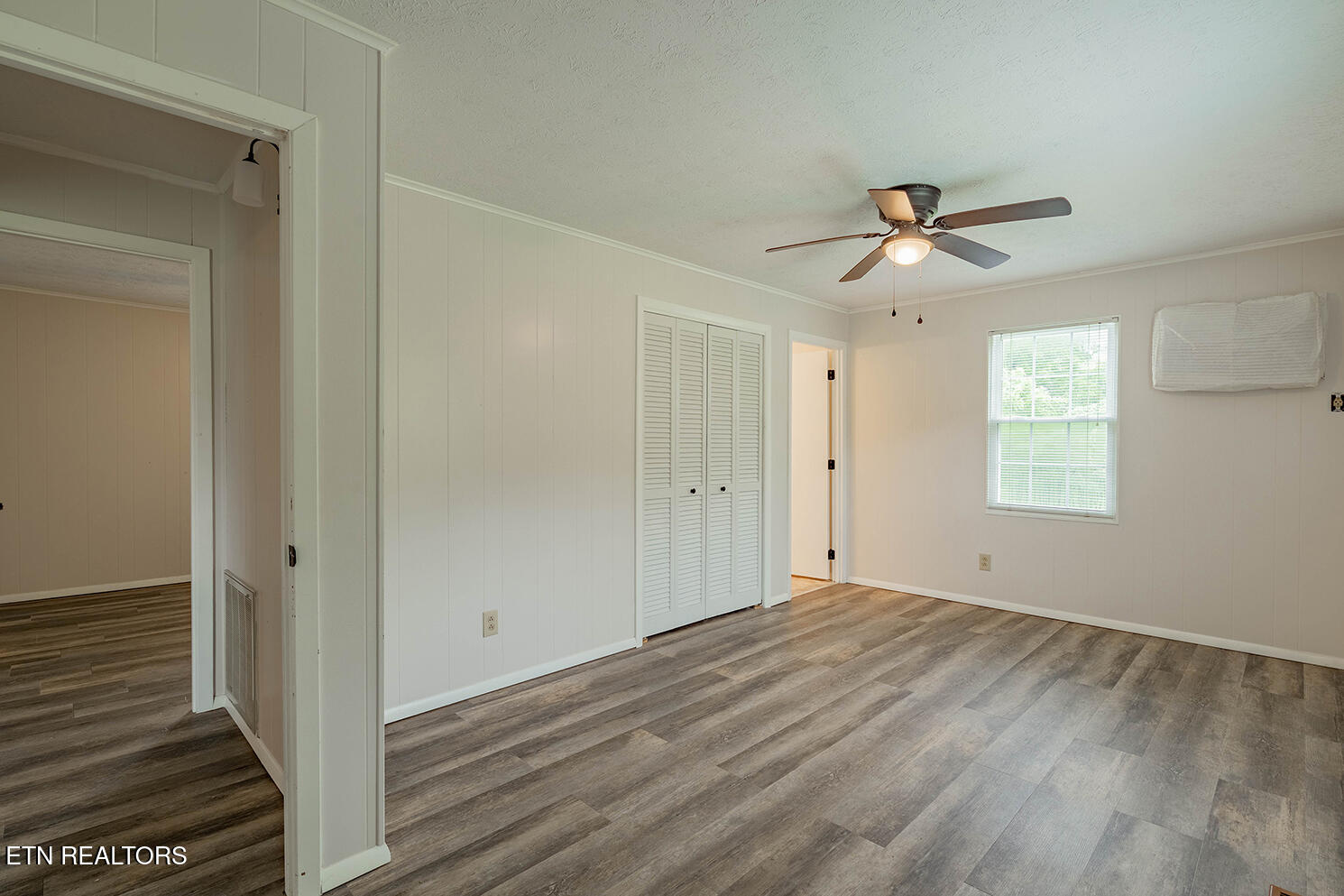 104 West Sheridan Place Oak Ridge, TN 37830 - Photo 7 of 19 A7301168-HDR