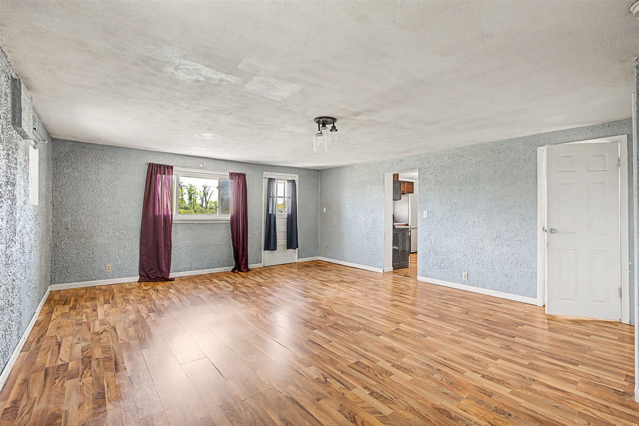 11641 17 Mile Road Marshall, MI 49068 - Photo 4 of 23