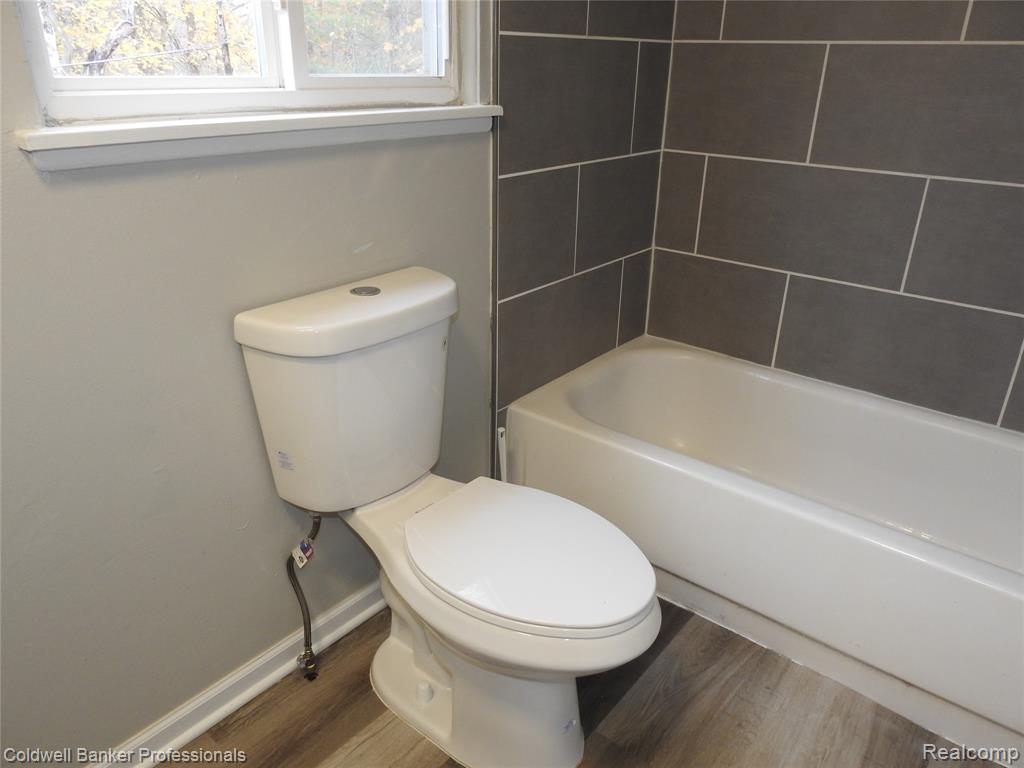5919 Western Road Flint, MI 48506 - Photo 21 of 26