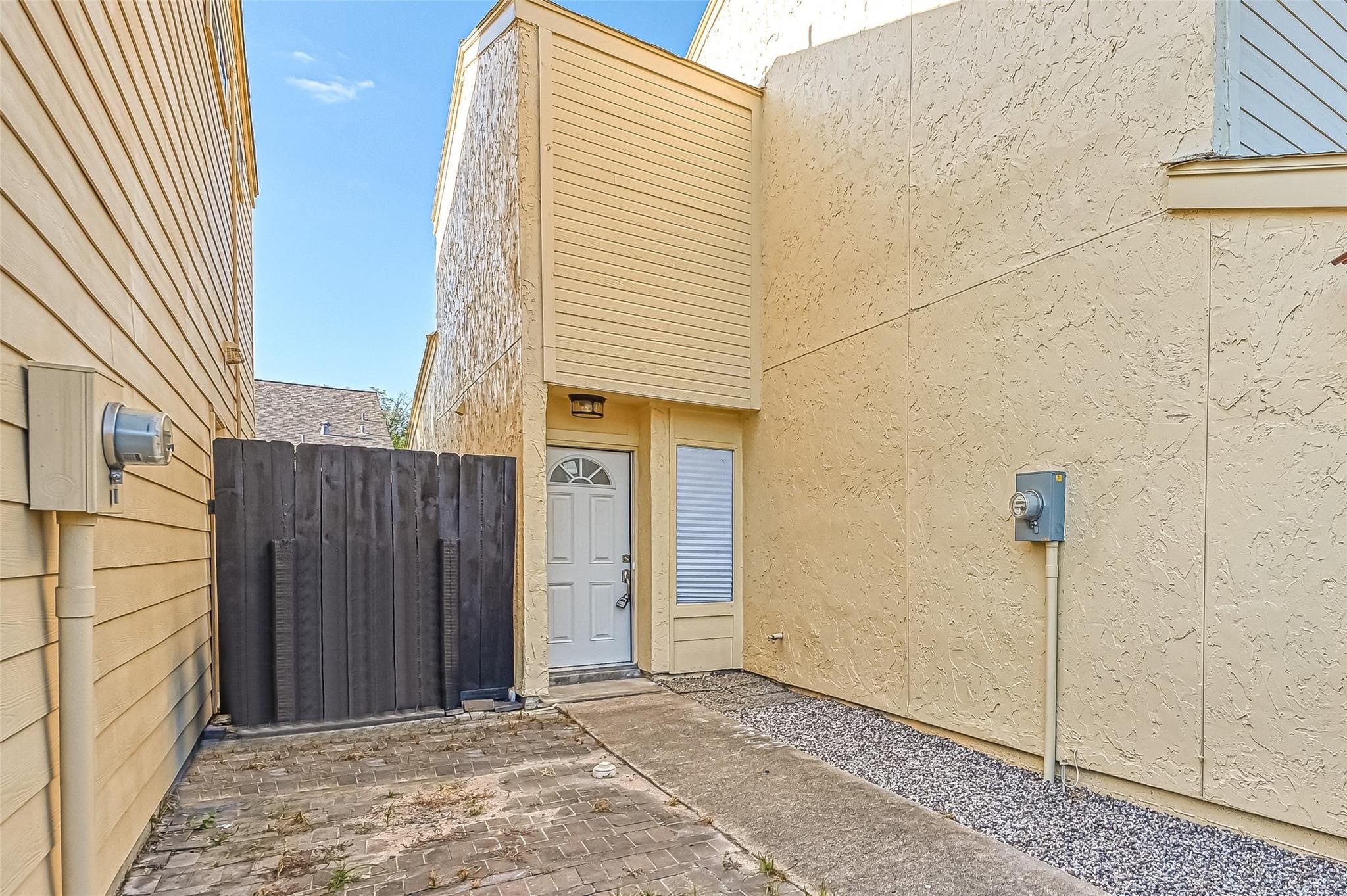 10252 Cottage Field Road Houston, TX 77041 - Photo 15 of 18 a view of a house with a backyard