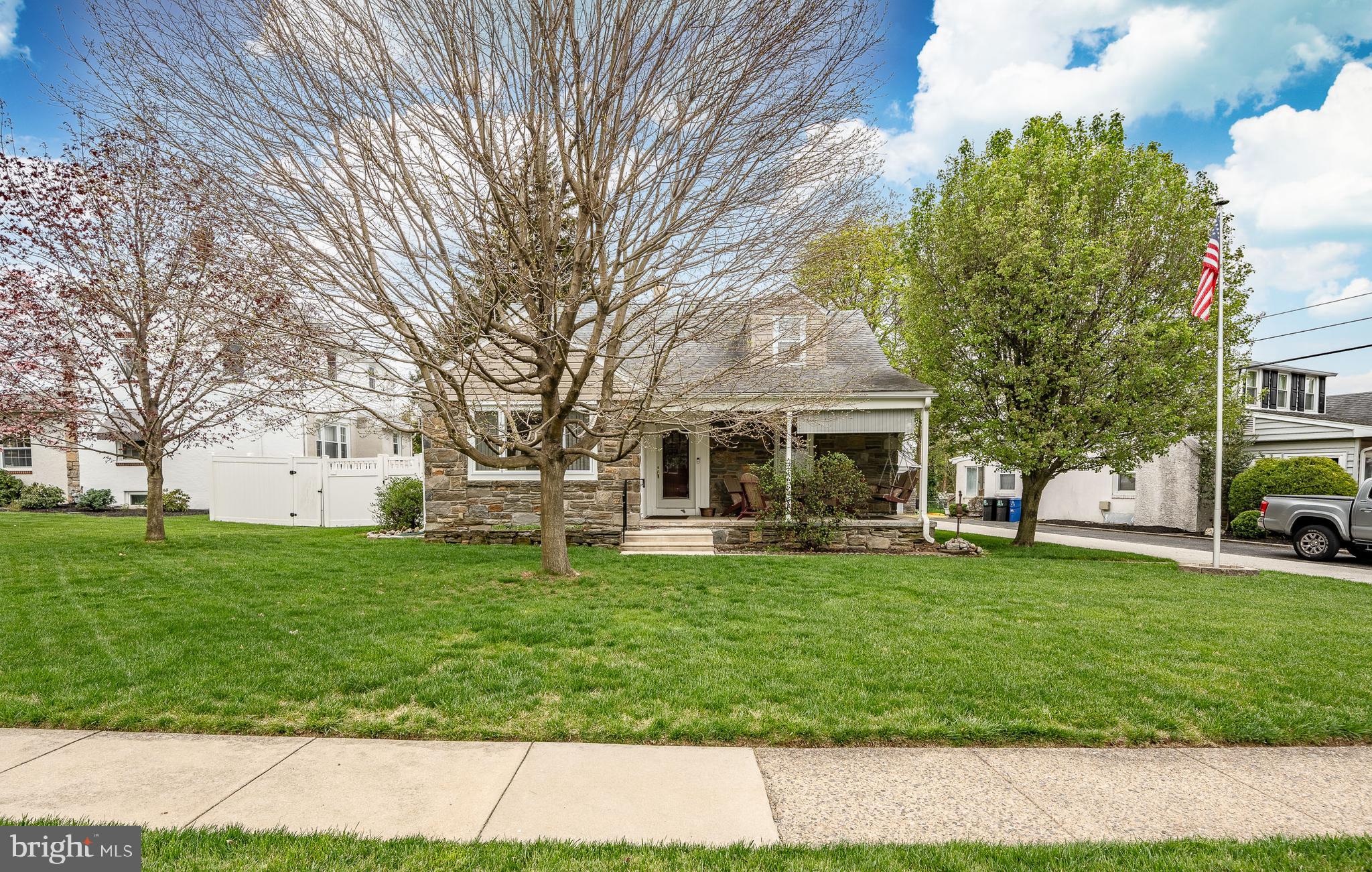 109 Locust Road Morton, PA 19070 - Photo 1 of 33 Welcome to 109 Locust Road!