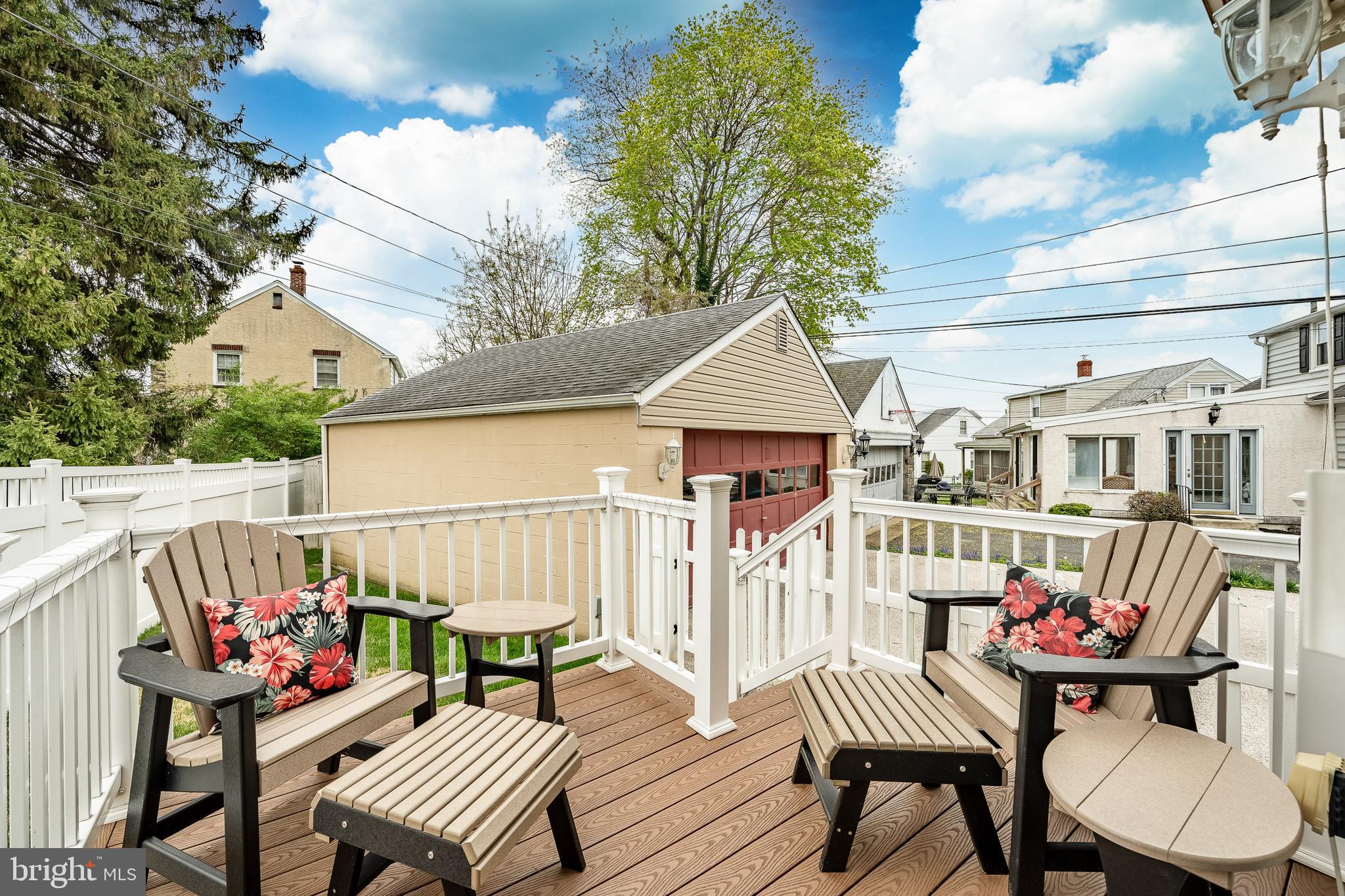 109 Locust Road Morton, PA 19070 - Photo 13 of 33 Deck off of Kitchen