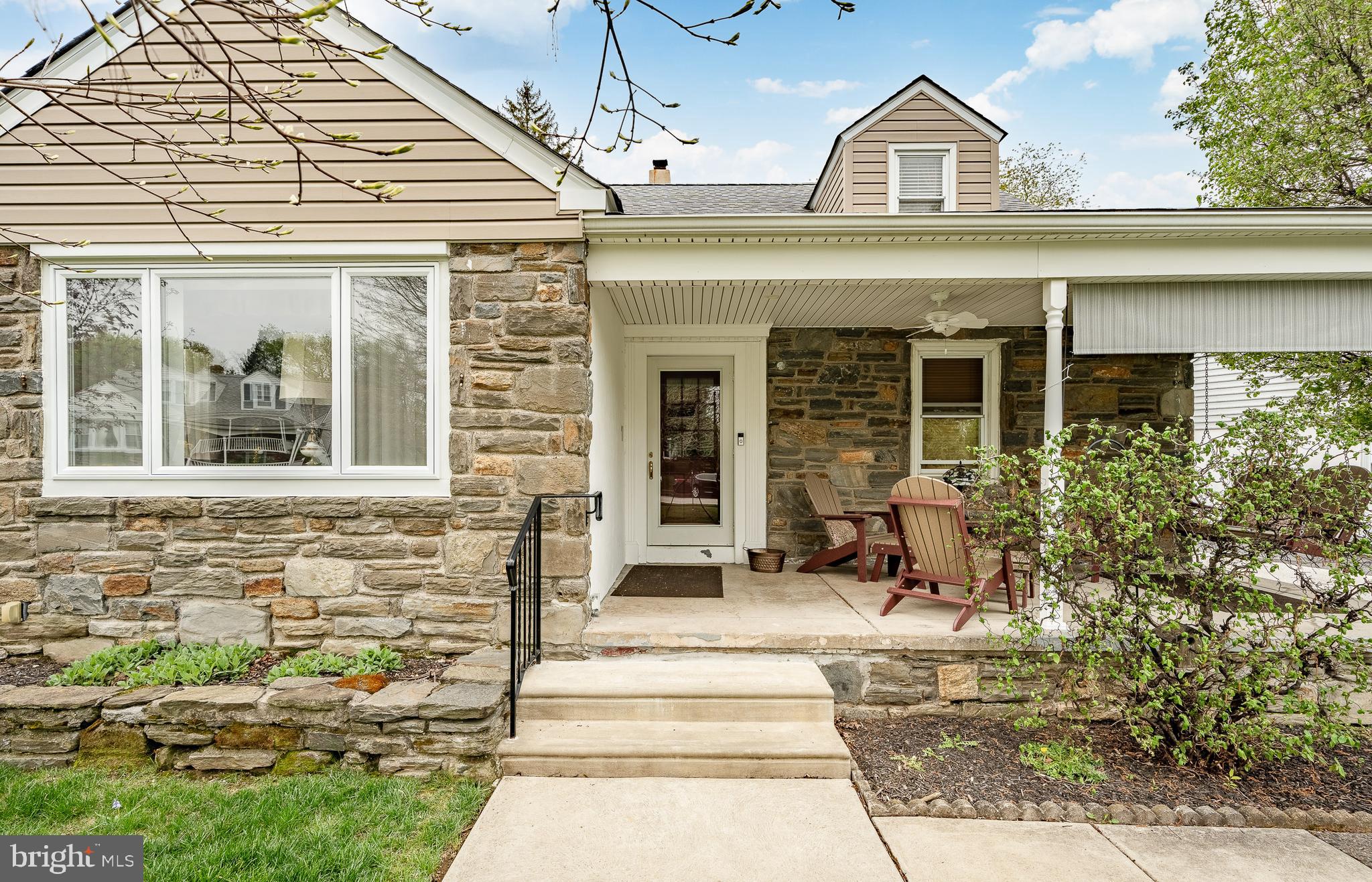 109 Locust Road Morton, PA 19070 - Photo 2 of 33 Walk up to the beautiful front porch