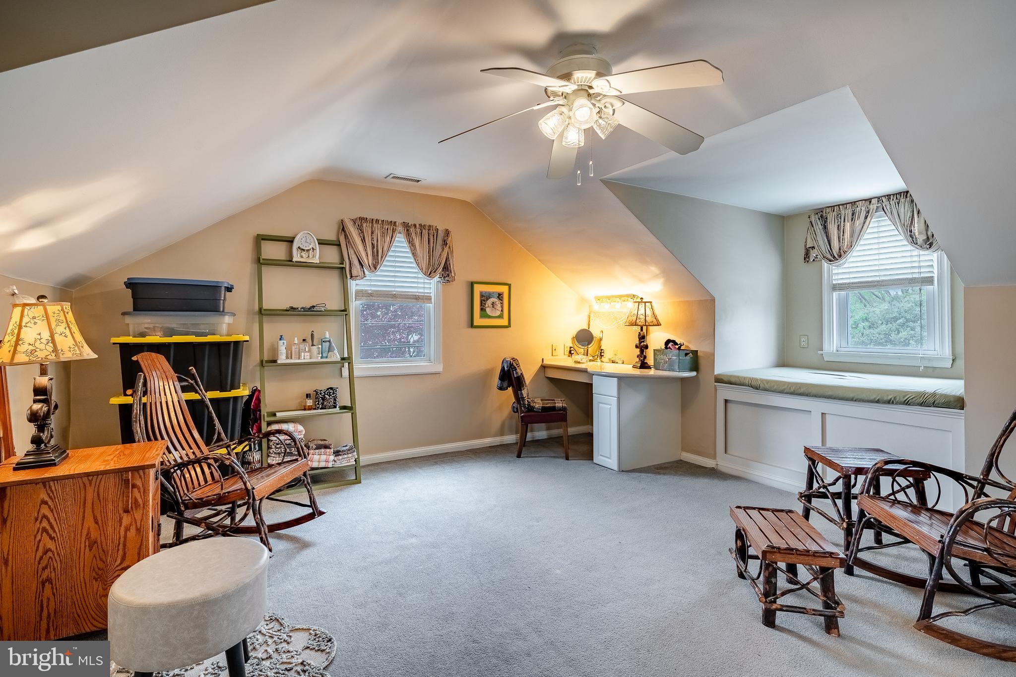 109 Locust Road Morton, PA 19070 - Photo 23 of 33 Bedroom 4 with built-in desk+adorable window seat
