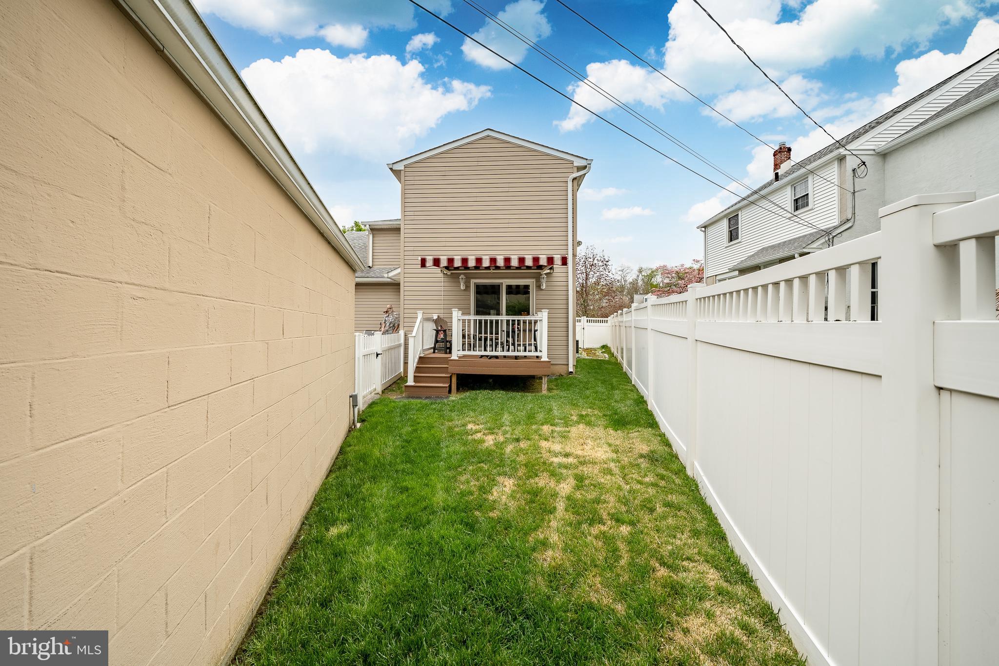 109 Locust Road Morton, PA 19070 - Photo 31 of 33 Fully-Fenced in Yard