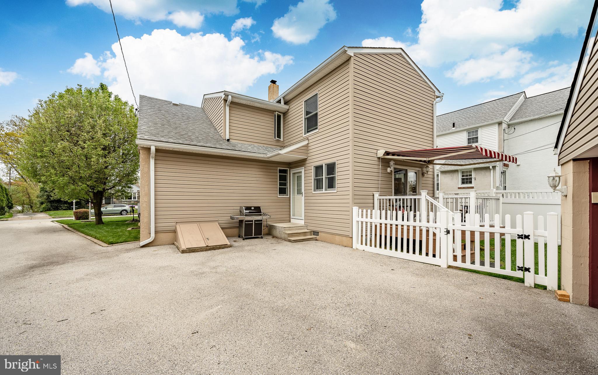 109 Locust Road Morton, PA 19070 - Photo 33 of 33 Driveway