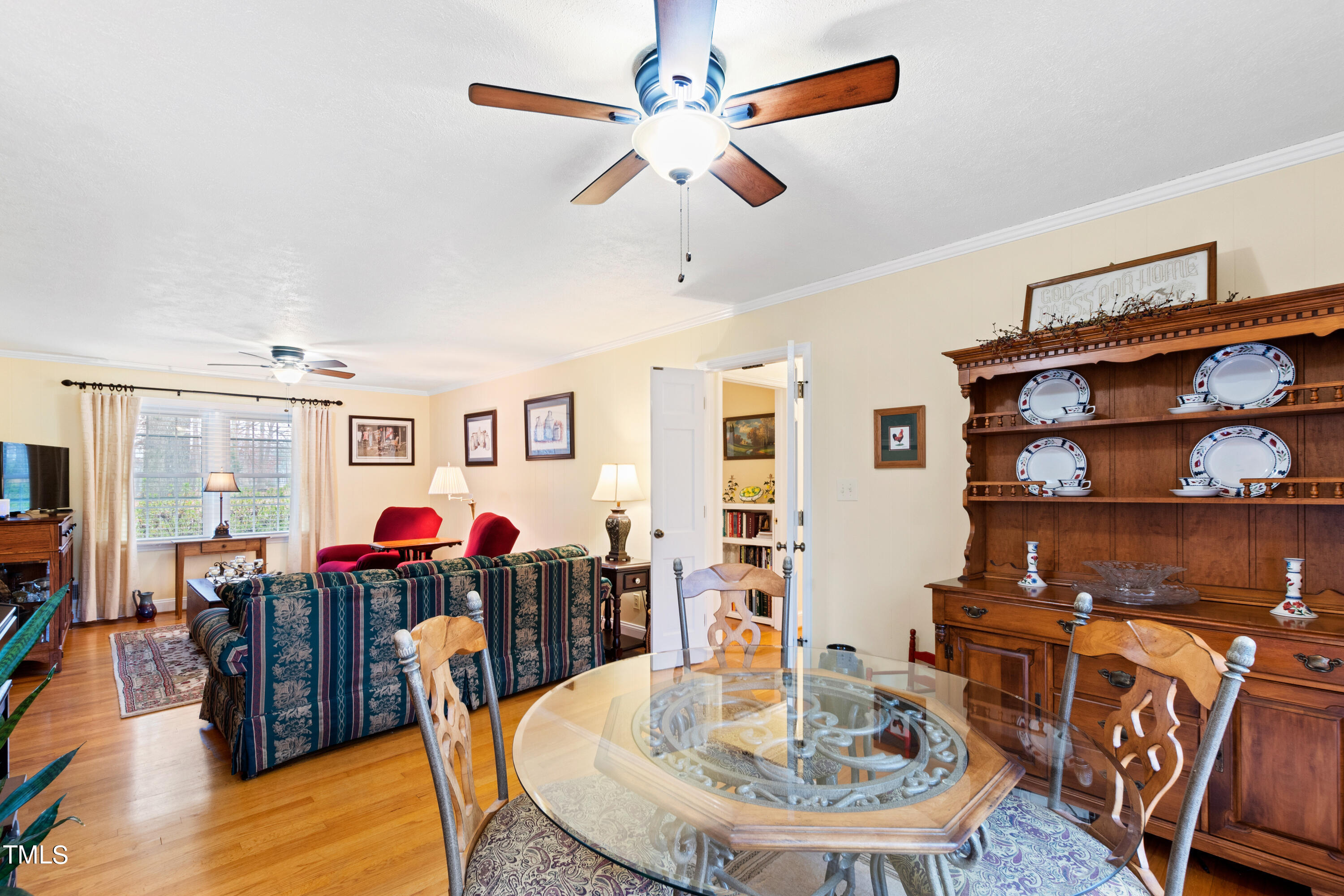 5206 Rembert Drive Raleigh, NC 27612 - Photo 28 of 38 Family Room